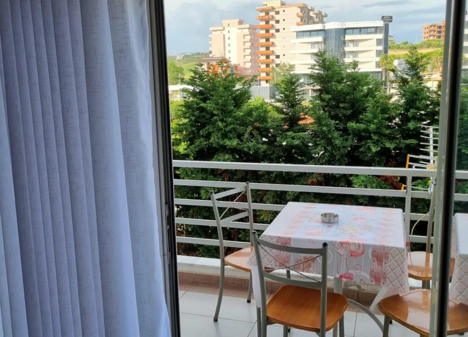 Blue Archway Apartment Durrës Albánie